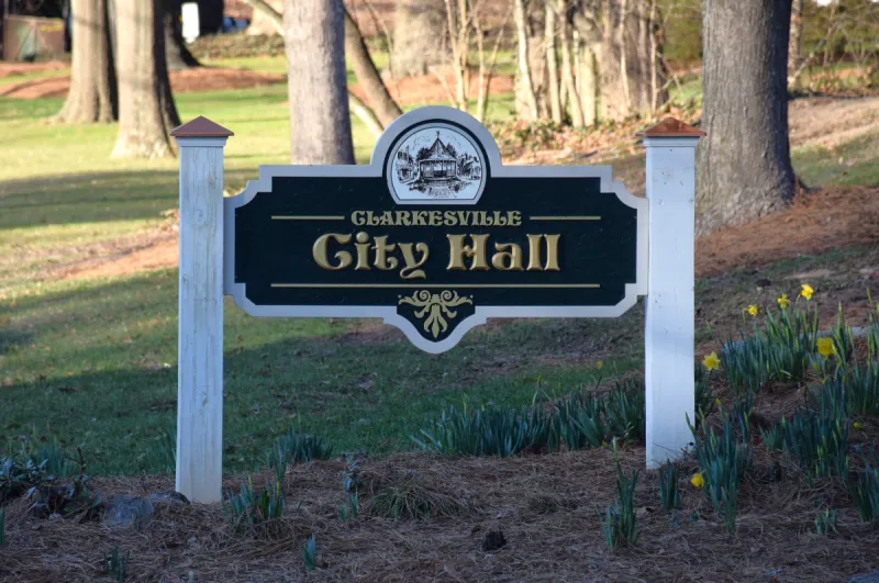 Clarkesville selects Streetman as sole finalist for city manager
