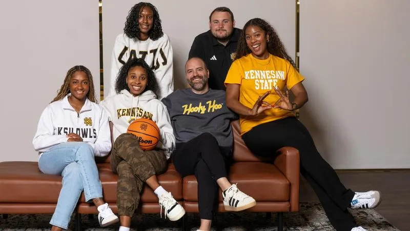Kelly Announces Coaching Staff Additions