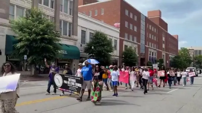 Macon Black Culture hosts fourth annual Juneteenth Parade across downtown