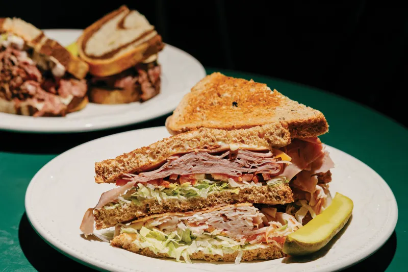 10 mainstay restaurants within a 30-minute walk of Mercedes-Benz Stadium