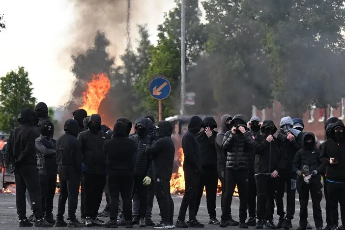 Could neo-Nazi youth, or 'active clubs,' have played a role in Belfast riots?