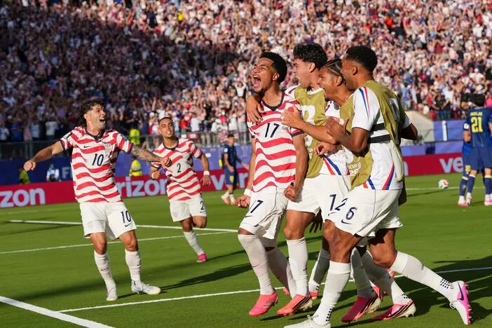 UPDATES: Team USA advances to Round of 16, England tops DR Congo in Atlanta