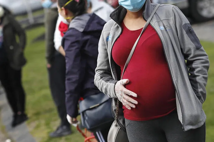 Pregnant women are at risk of illness and preterm labor. So this OB-GYN suggests a 'heat plan'