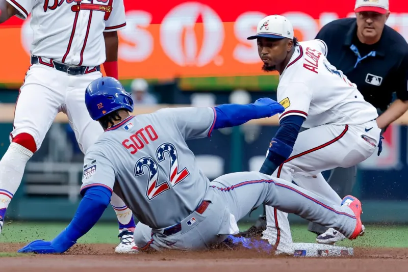 Braves unleash 5 homers in a 14-3 rout of the Mets