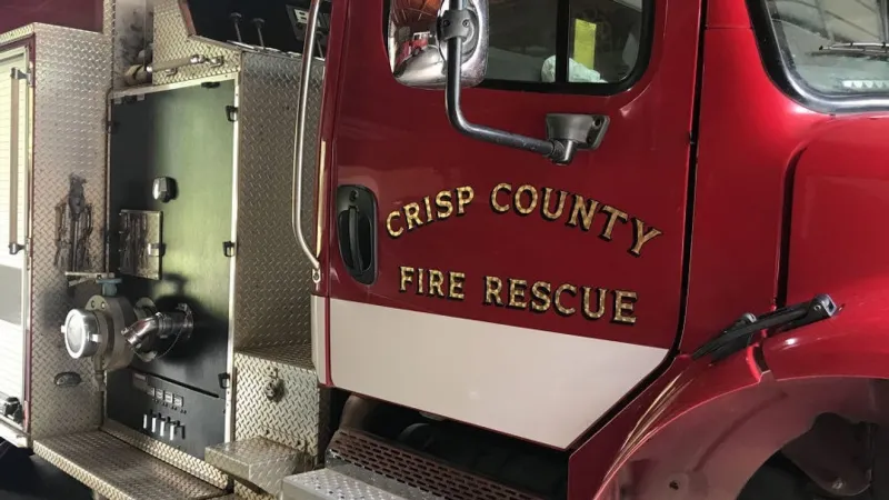 Fireworks fly into crowd at Lake Blackshear in Crisp County after mishap, fire chief says