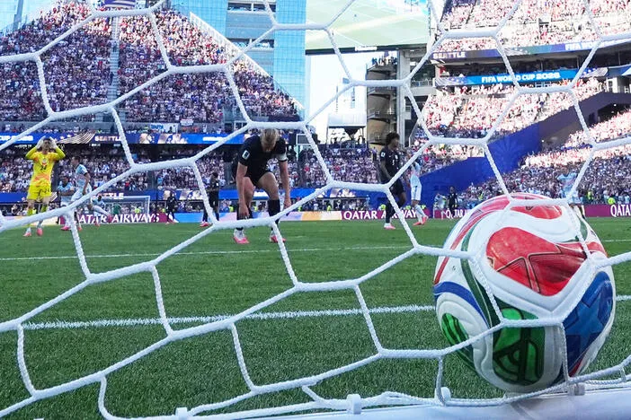 Jon Nelson's World Cup Musings: And so it goes. How did the U.S. team fall?