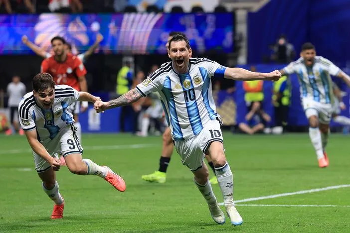 Reigning champion Argentina escapes with remarkable World Cup victory over Egypt