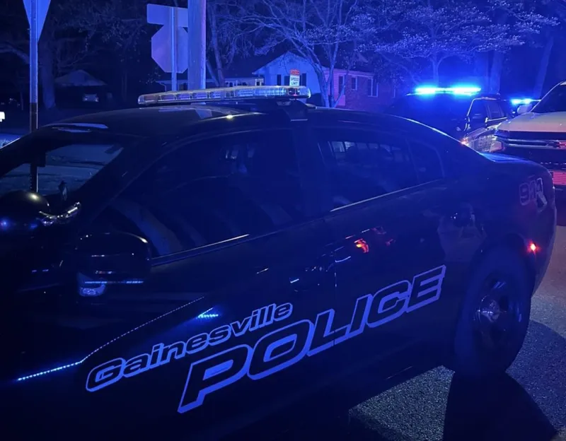 Suspect at large after shooting outside Gainesville Dollar General store