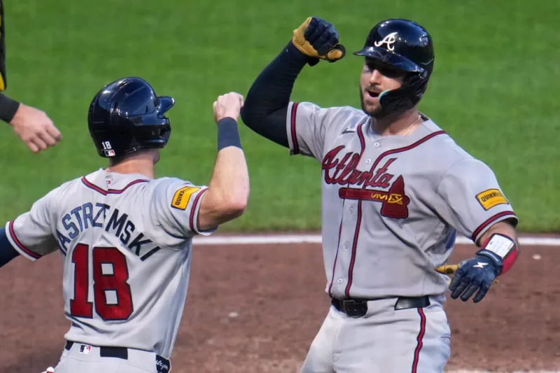 Bart's 2-run homer helps Atlanta to 3-0 win