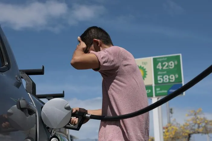 How to deal with seesawing gas prices