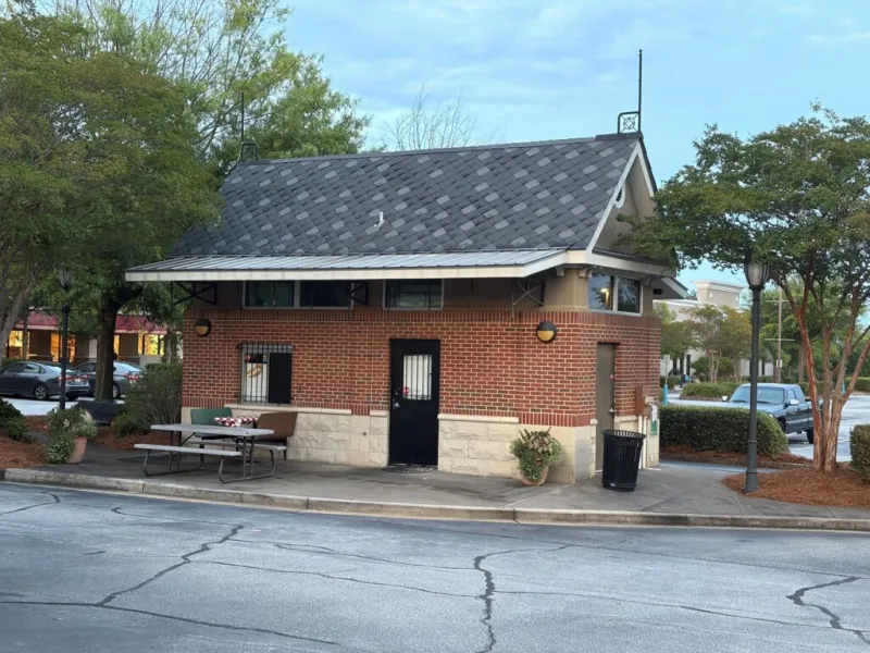 Chester's BBQ coming soon to the Landings