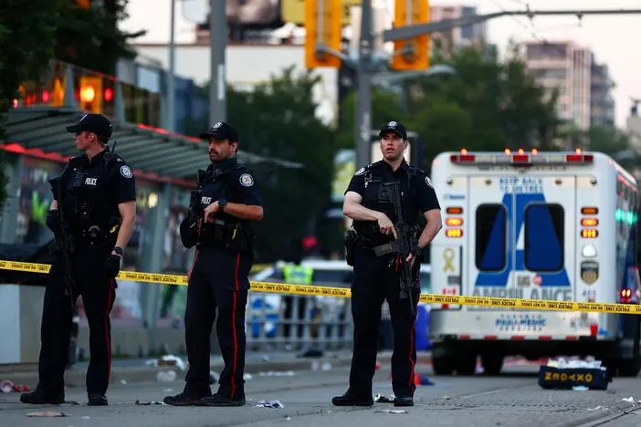 Toronto police looking for suspects after deadly shooting at festival