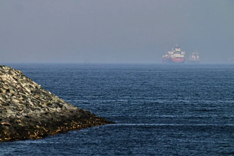 US and Iran vie for Strait of Hormuz in latest attacks