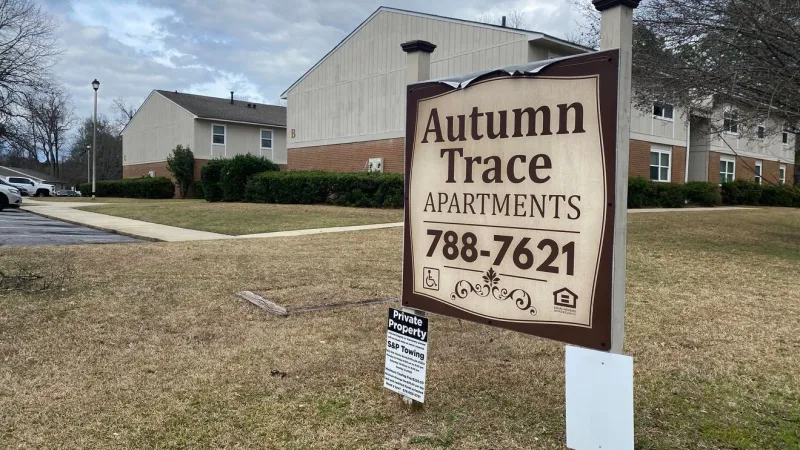 Report: BSO search for suspect after woman shot during argument at south Macon apartments