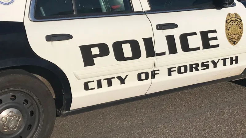 One dead, others hurt in fatal crash along I-75 near, Forsyth Police confirm