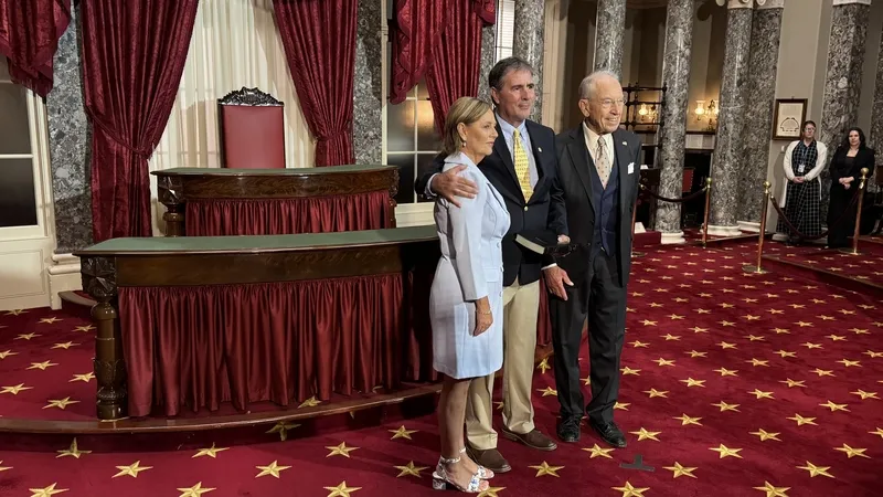 Darline Graham, Lindsey's sister, sworn in as his US Senate replacement