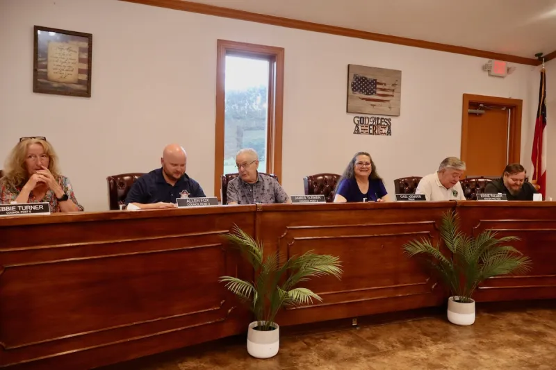 Alto approves two county agreements