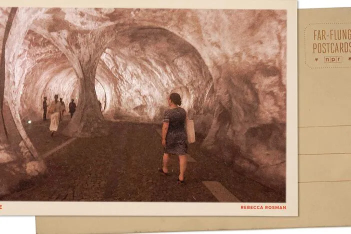 Greetings from Paris, where an art installation transformed the Pont Neuf into a rocky cave
