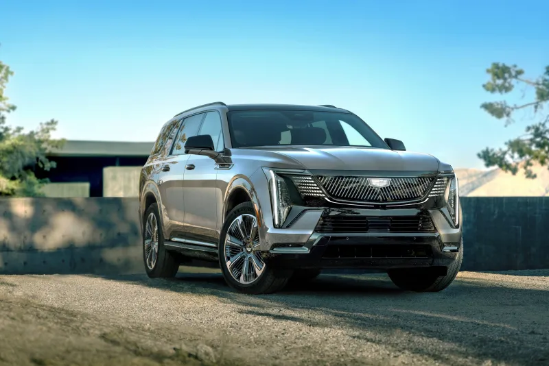 Street Lines: 2026 Cadillac Escalade IQ Premium Sport