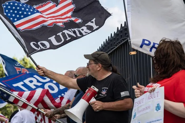 Republican campaigns see immigration as a winning issue for midterms