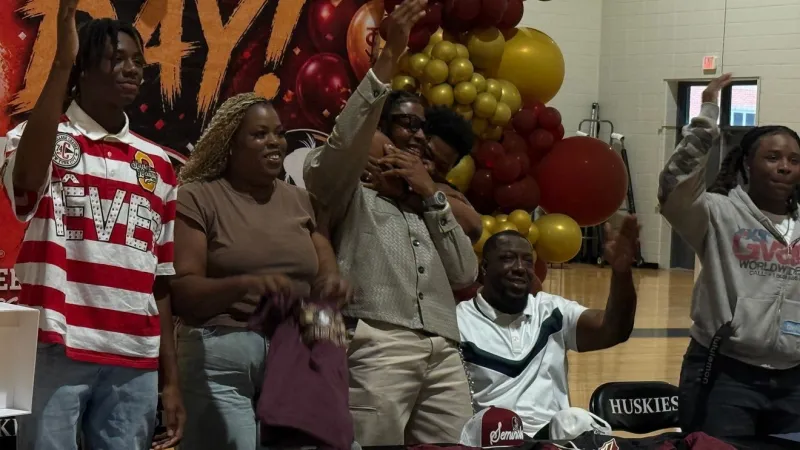 Four-star safety Ta'Shawn Poole, No. 4 at his position, commits to Florida State