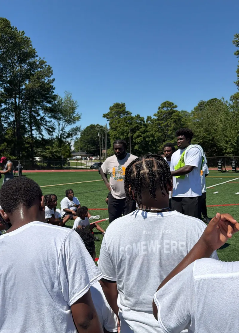 Green Bay Packer Devonte Wyatt hosts youth football camp