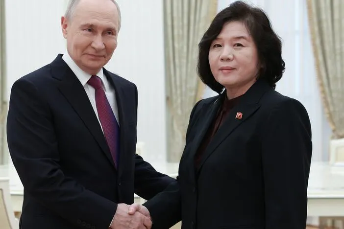 Putin meets North Korean foreign minister in diplomatic push