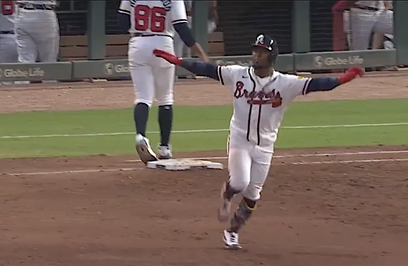 Harris and Albies homer in Braves' 3-2 win over Padres