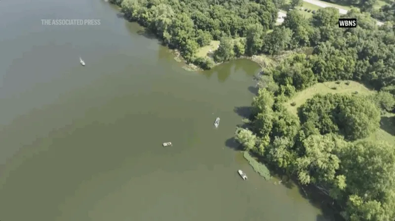 5 dead in attempt to save a struggling swimmer in an Ohio river, sheriff says