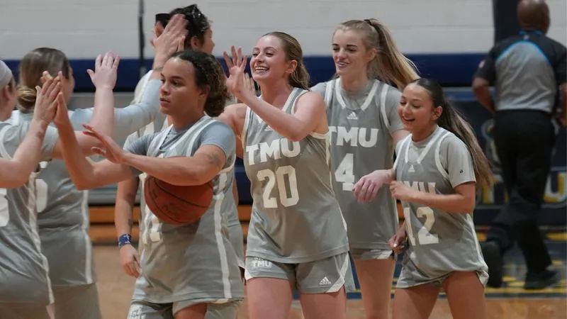 Women's Basketball Ranked in WBCA Academic Top 25