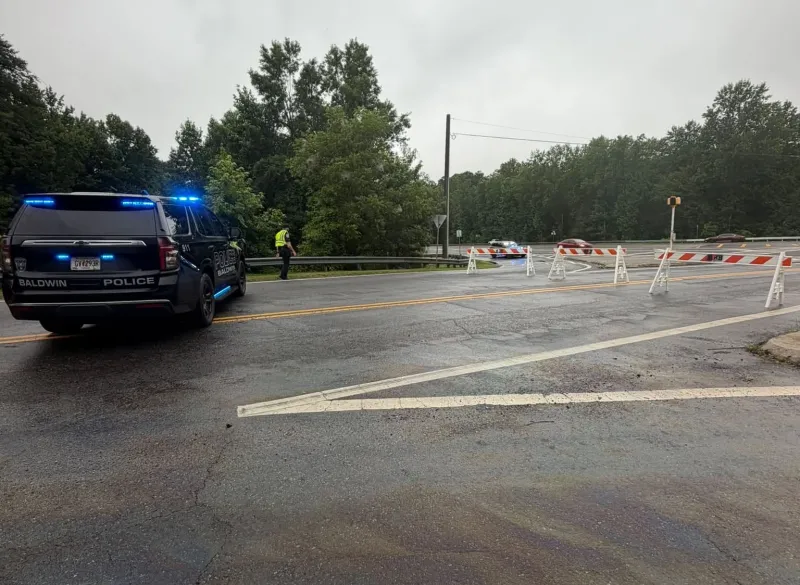 Duncan Bridge Road closed after large fuel spill