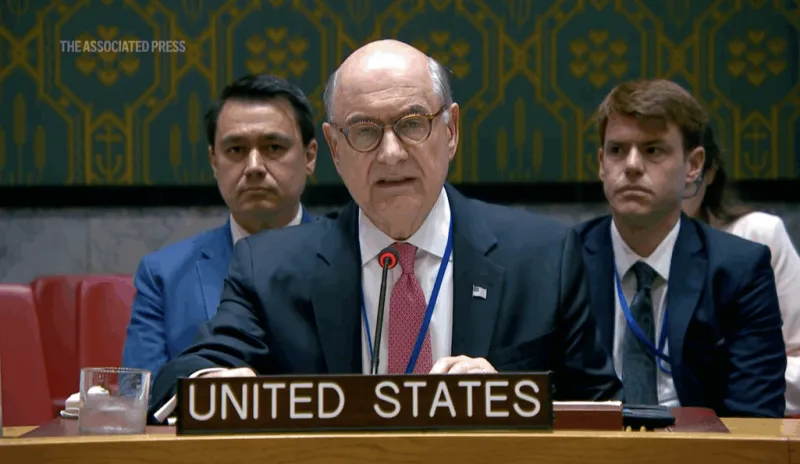 US walks out on France at UN meeting