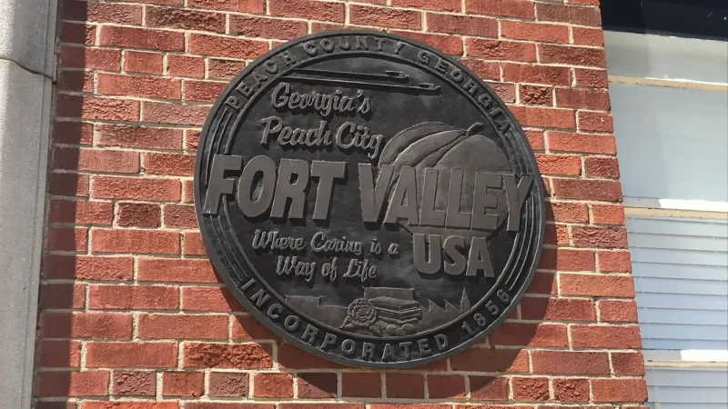 Macon DA finds 'no basis' for prosecution after city credit card audit in Fort Valley