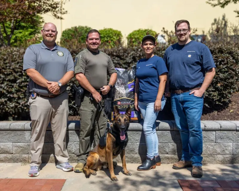 Purina donates dog food to Lavonia K9 Lobo