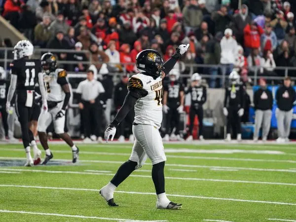 Hopson Named to 2026 Bronko Nagurski Trophy Preseason Watch List