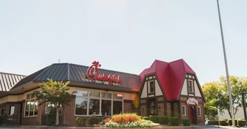 [ALERT] Chick-fil-A Slated to Shutter Another Dwarf House Restaurant