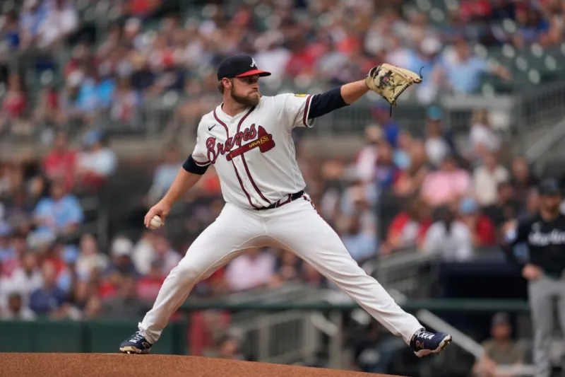 Braves claim 7th win in a row, 4-1 over the Marlins
