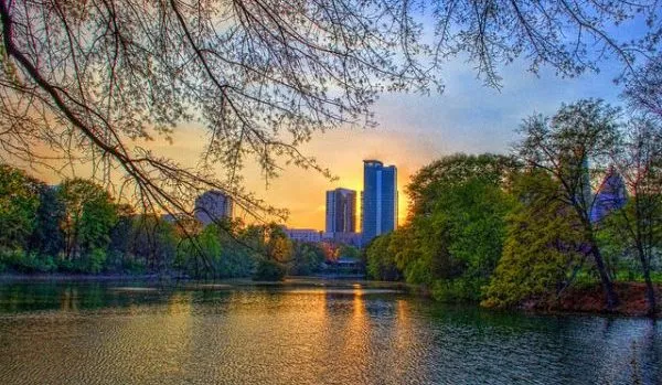 Atlanta Symphony Orchestra performs for FREE in Piedmont Park on September 9th