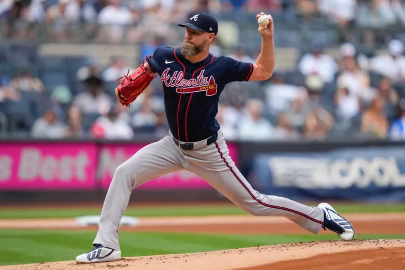 Cole outduels Sale in matchup of Cy Young winners as Yankees beat Braves 5-4