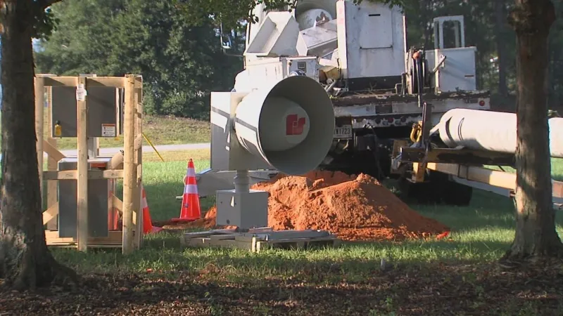 Crews start installing new severe weather sirens in Macon-Bibb under $3M plan