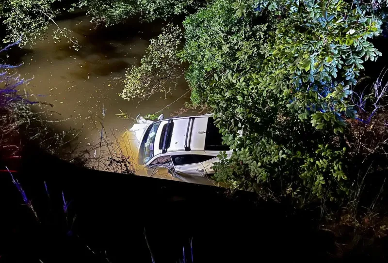 Salem driver lucky to be alive after landing in East Alabama creek