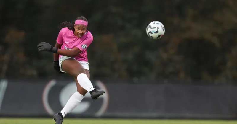 Georgia soccer draws Minnesota 1-1 as Jordan Brown shines in return