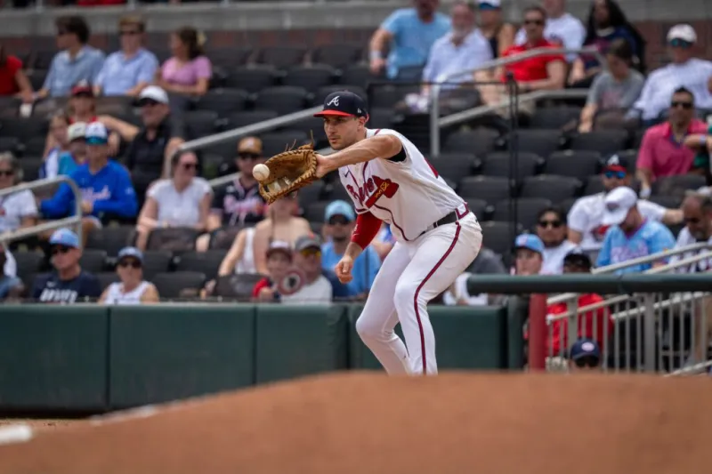 Braves avoid a sweep, beating Arizona 5-3