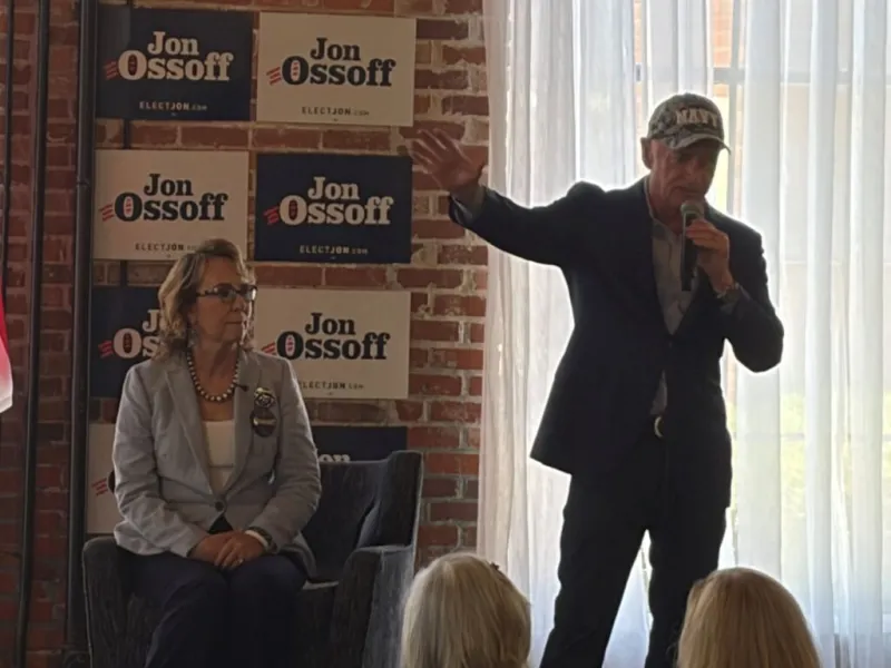 Senator Mark Kelly, Gabby Giffords campaign for Jon Ossoff in Columbus