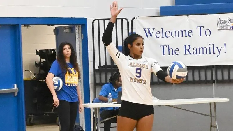 Jarianis Perez Earns First Team Preseason All-SIAC Honors; Lady Golden Rams Picked Third