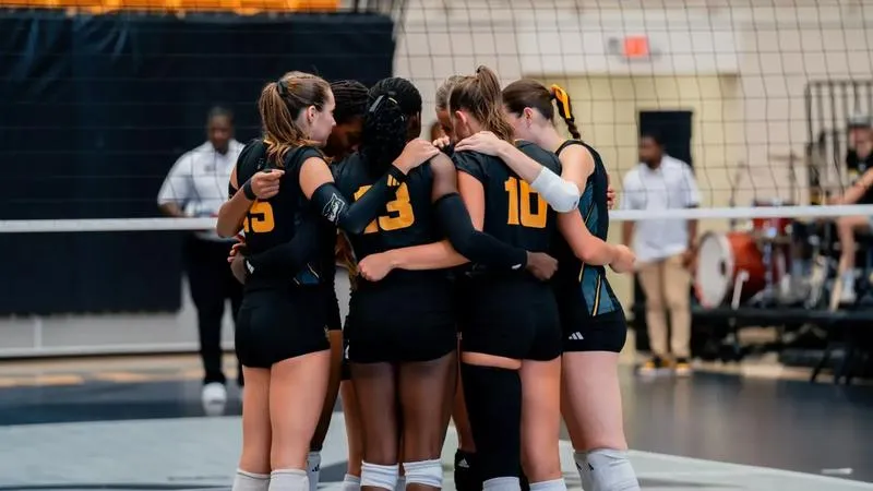 Owls Picked Tied for Third, Burrage Named Preseason All-CUSA