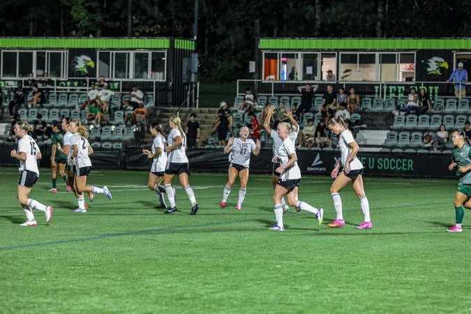 Women's Soccer Tops #22 GGC in Home Opener