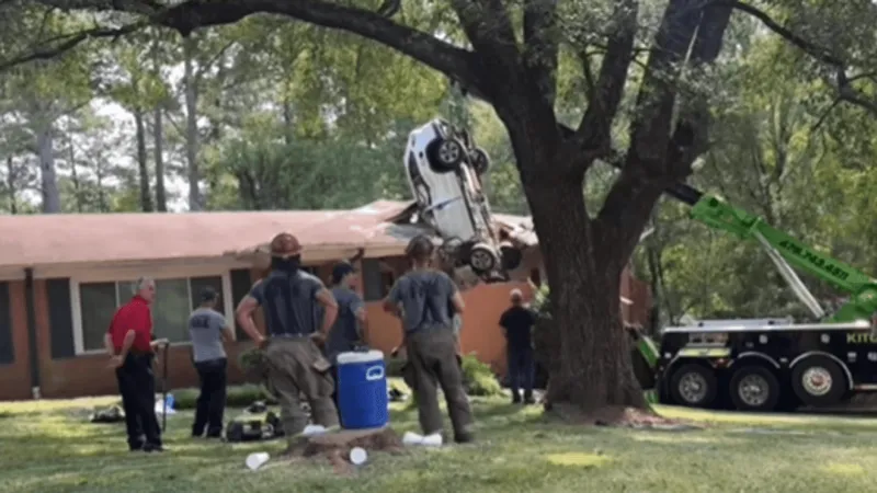 78-year-old dies after crashing into roof of Macon home, sheriff's office says