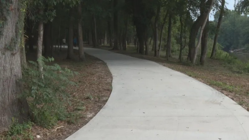 Ribbon cut marks 1,500-foot Ocmulgee Heritage Trail extension at Amerson River Park