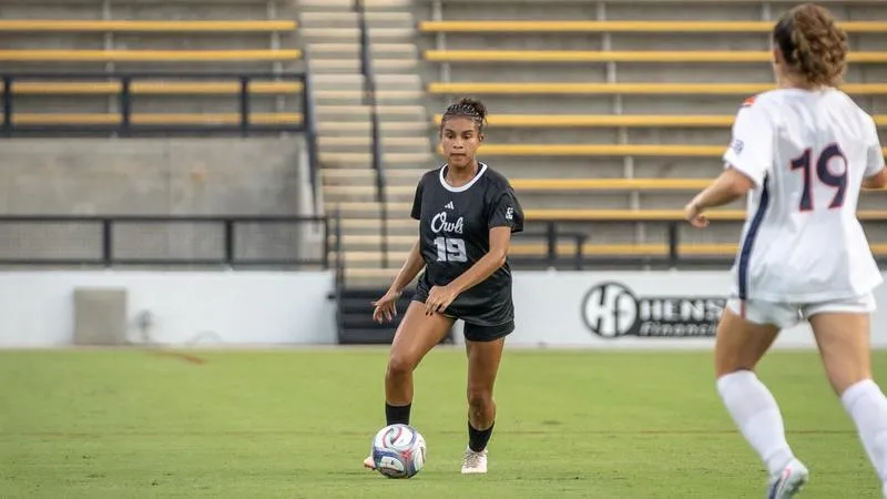 Owls Drop Home Contest to Auburn
